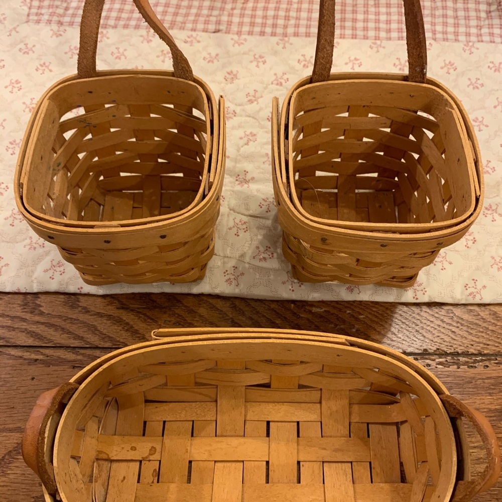 Lot of Longaberger small Baskets